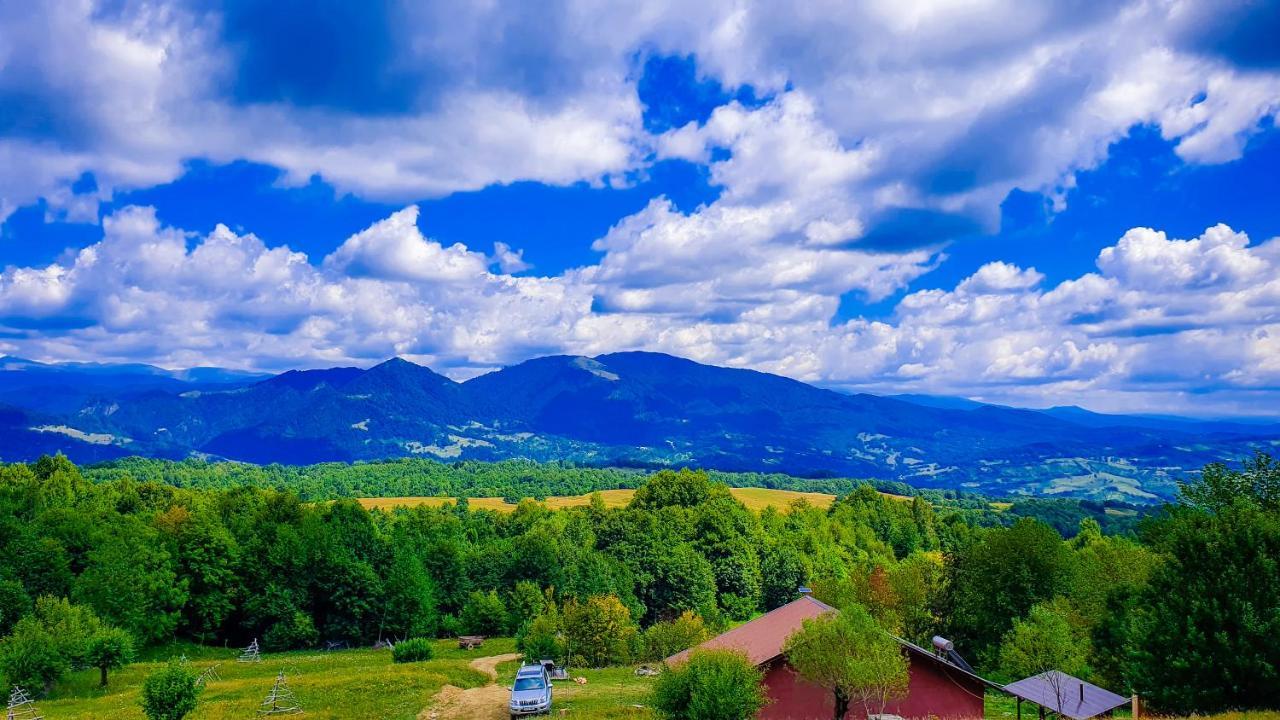 La Cabana, Corbeni Exteriör bild