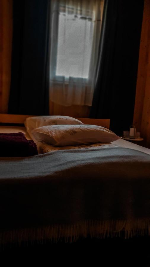 La Cabana, Corbeni Exteriör bild